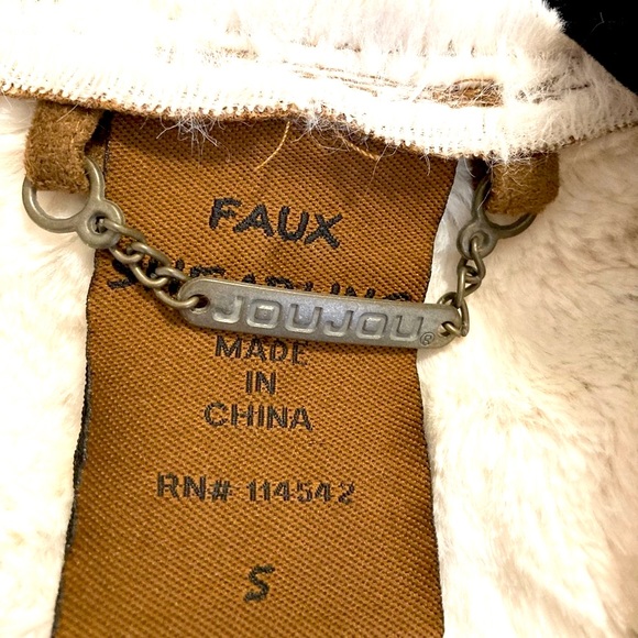 JouJou Elegant Cozy Faux fur sued wing Colar Asymmetrical Shearling Light Jacket - Picture 2 of 4